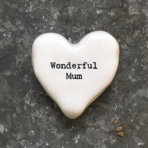 Porcelain heart pebble - 'Wonderful mum'